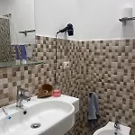 בית הארחה Mira *